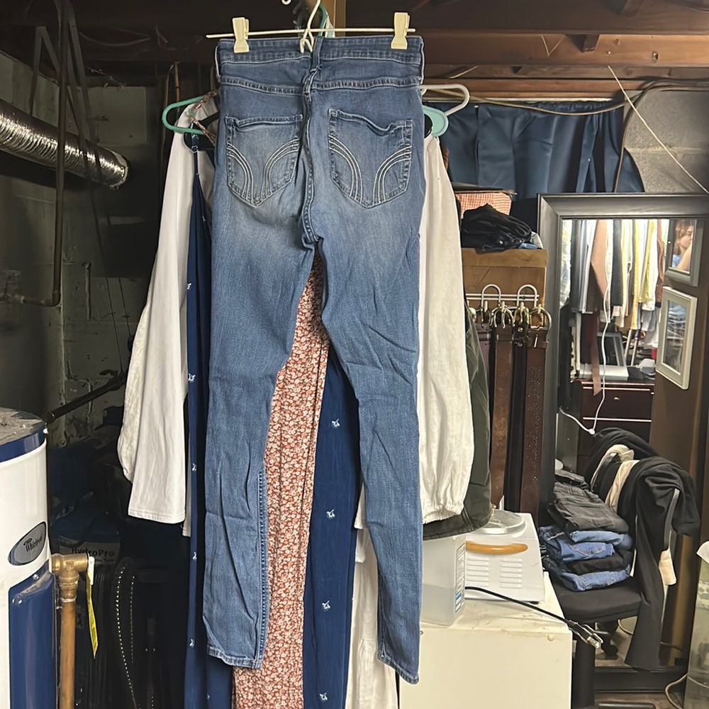 3R Ripped Hollister Jeans
